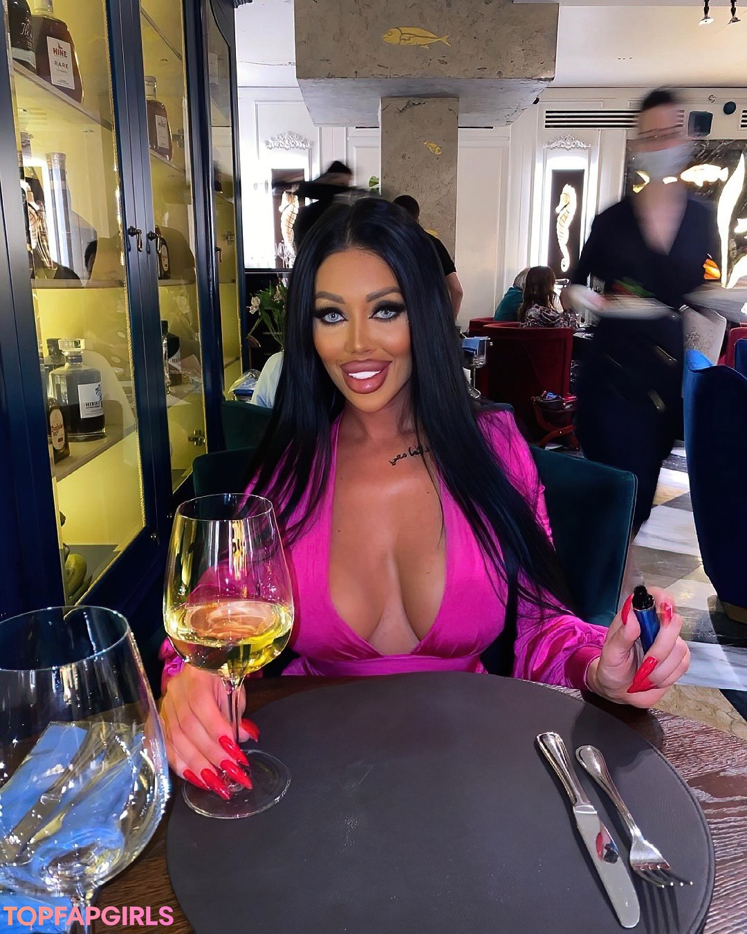 Lara Frost hot model gallery