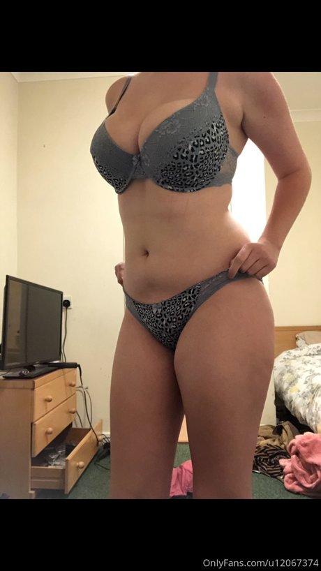 DinosaurQueen best model galleries