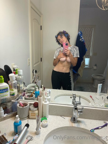 persian onlyfans art naked pic