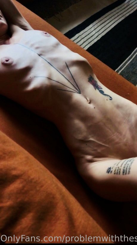 Problem with the sun_ profile image