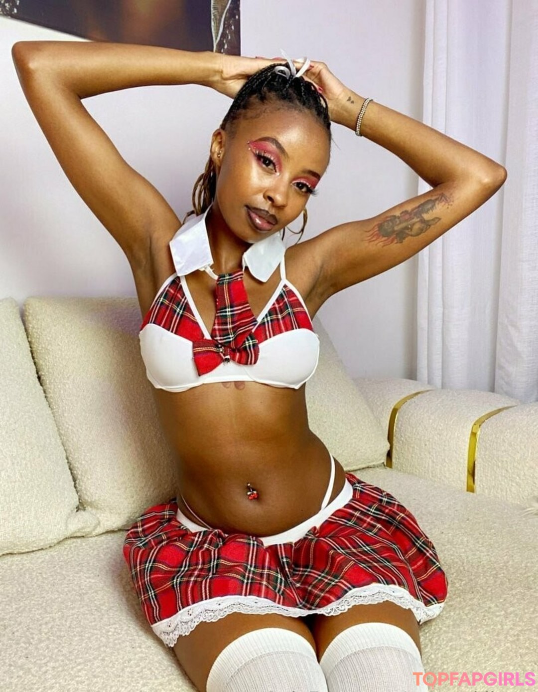 zoya akilova pornstar pretty archive