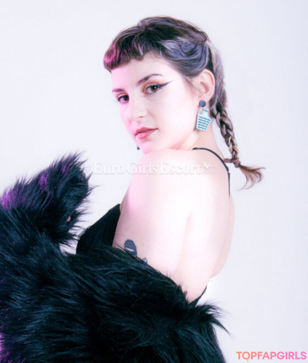 Zzofih adult star image