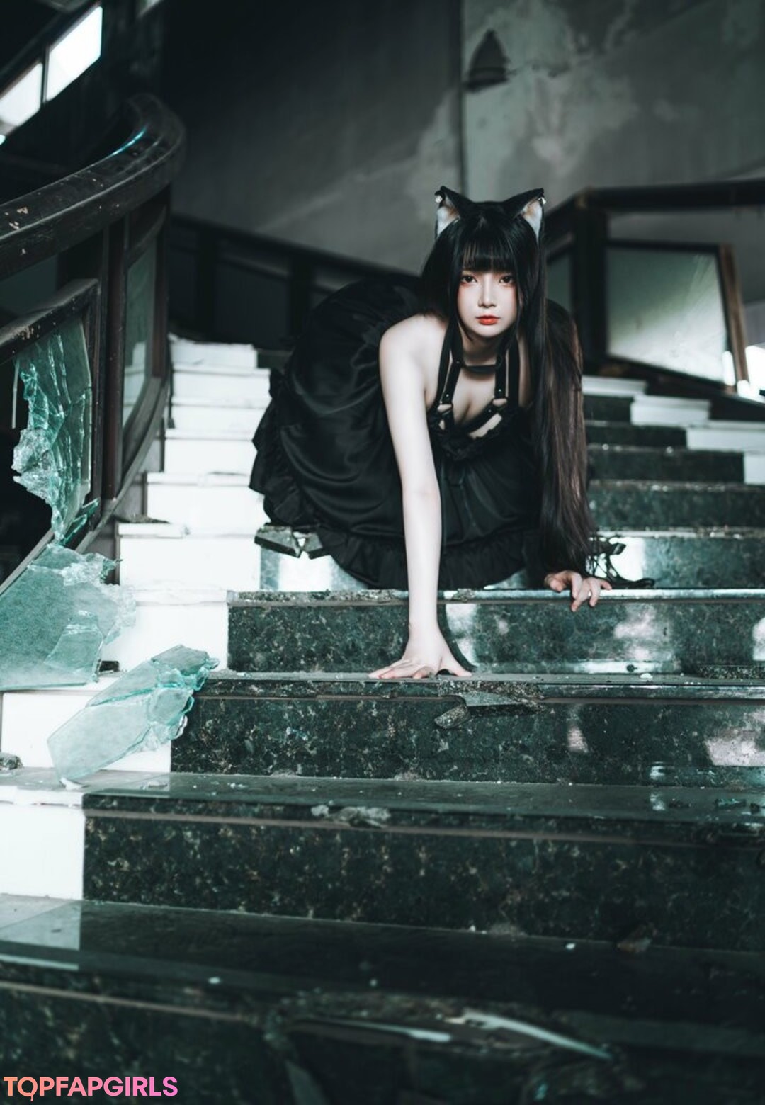 Raku adult actress photos
