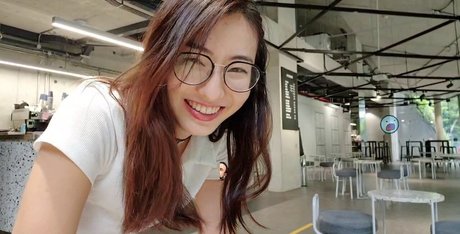 Zumi hot actress images