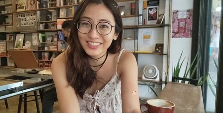 Zumi star erotic pics