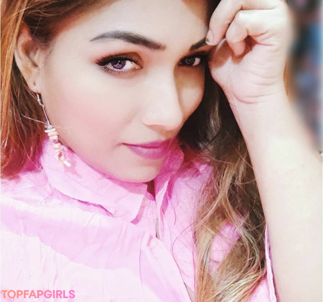 Zoya Rathore nice model photos