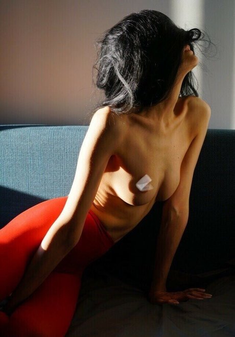 Zukhra Galina pretty actress img