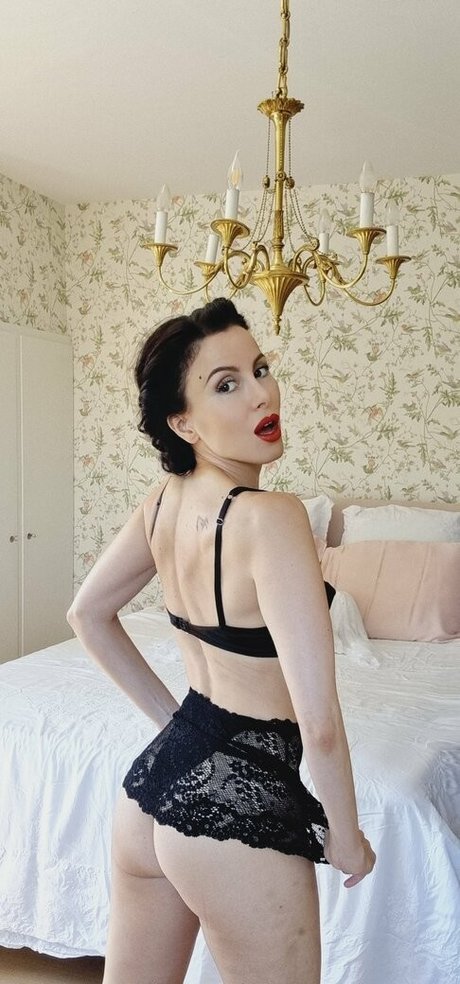 Abigail Abton model beautiful archive