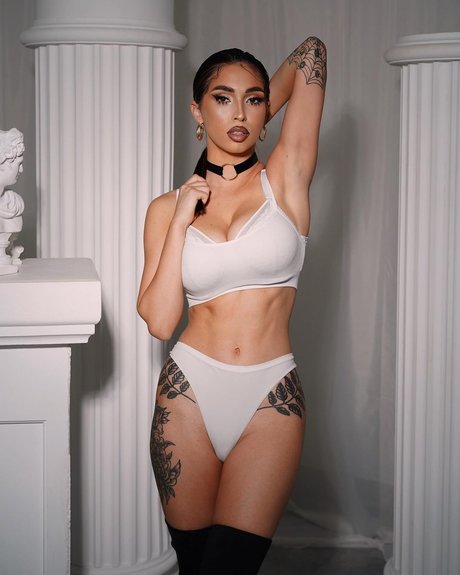 Aisux Aisultanax top profile image