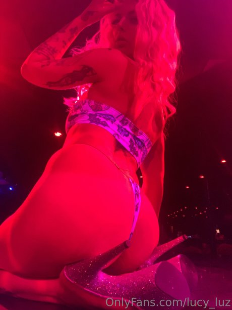 Lucyluz top profile image