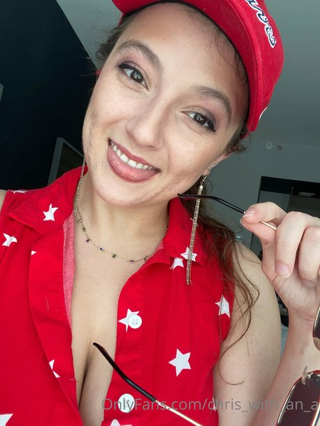 Charizard model nude pic