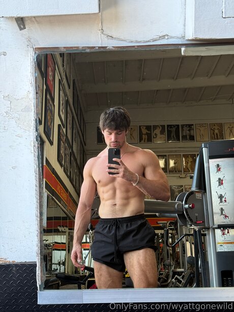 Wyattgonewild sexy model pictures