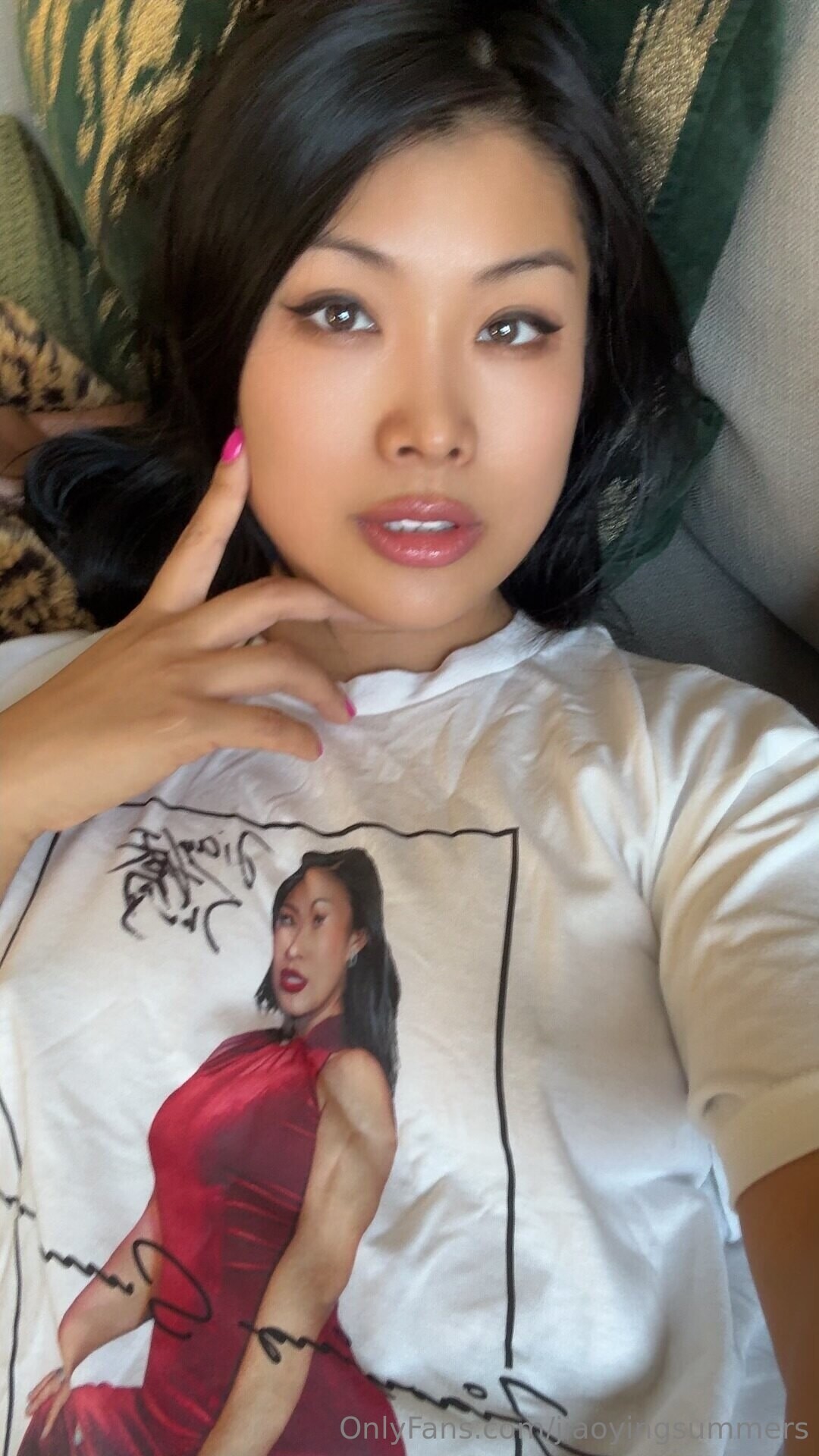 Jiaoyingsummers hot star pic