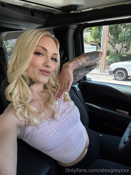 Alexgreyxxx top profile image