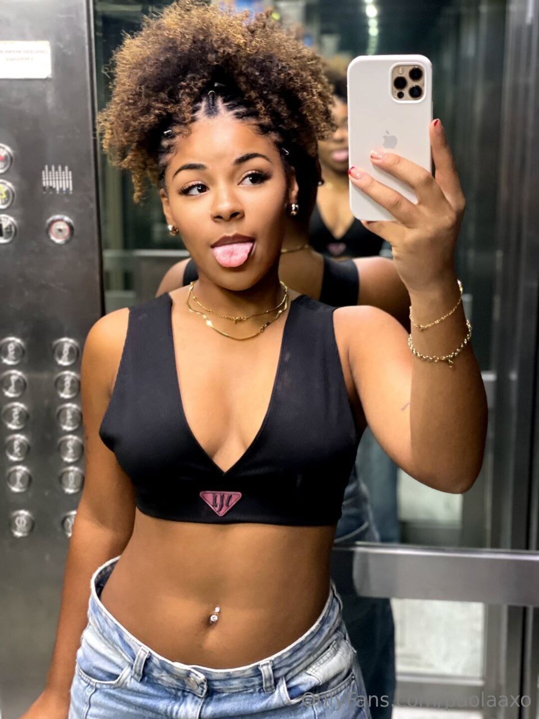 Paolaaxo pornstar adult img