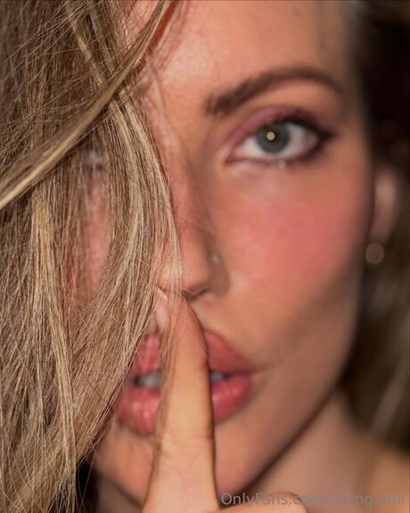 Viking Doll nude star galleries