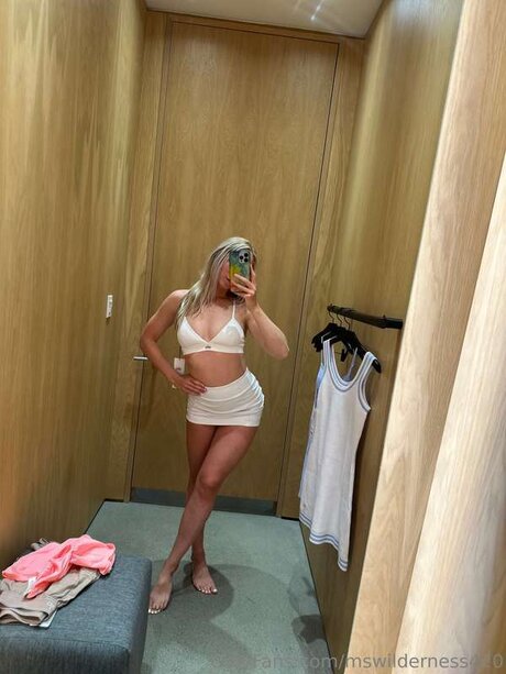 Mswilderness420 star nude pic