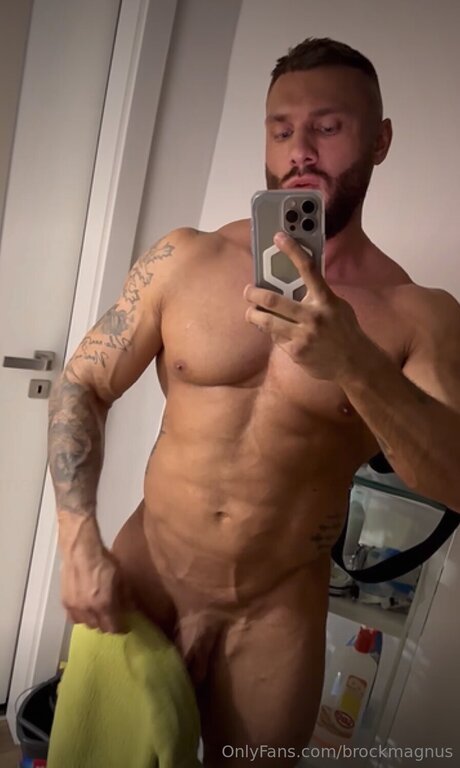 Brockmagnus pretty model pics