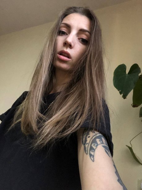 Kris naughty model pornographic galleries