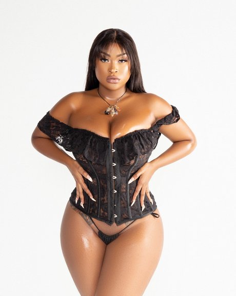 Prissy Blaire model exclusive picture