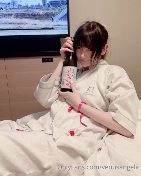 blonde midget onlyfans perfect pic