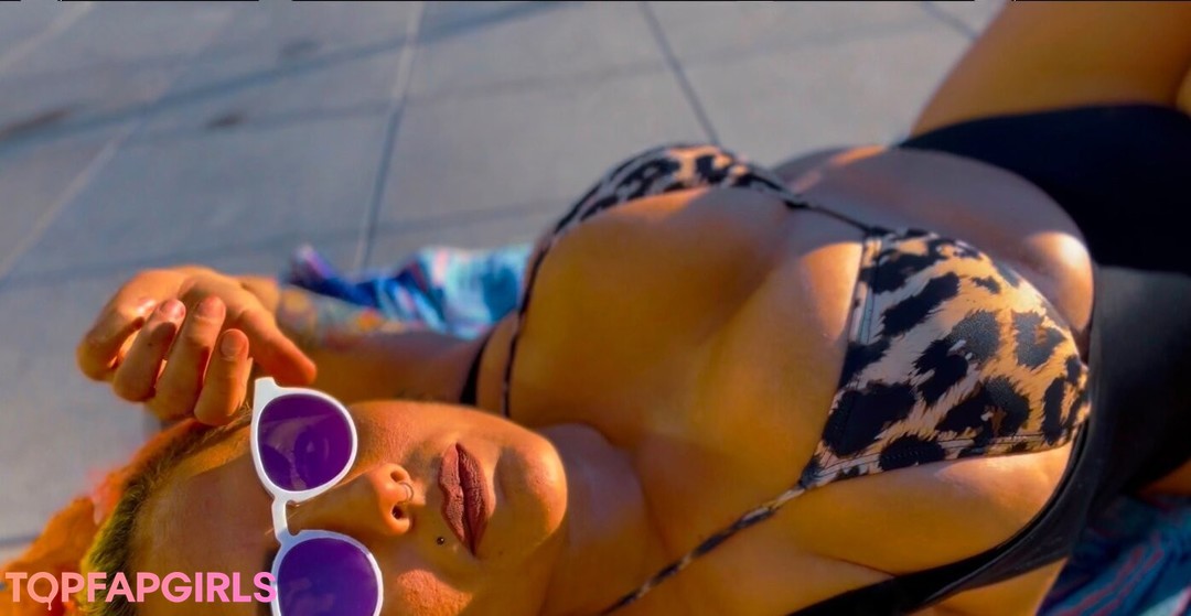 Zombiunicorn high quality actress archive