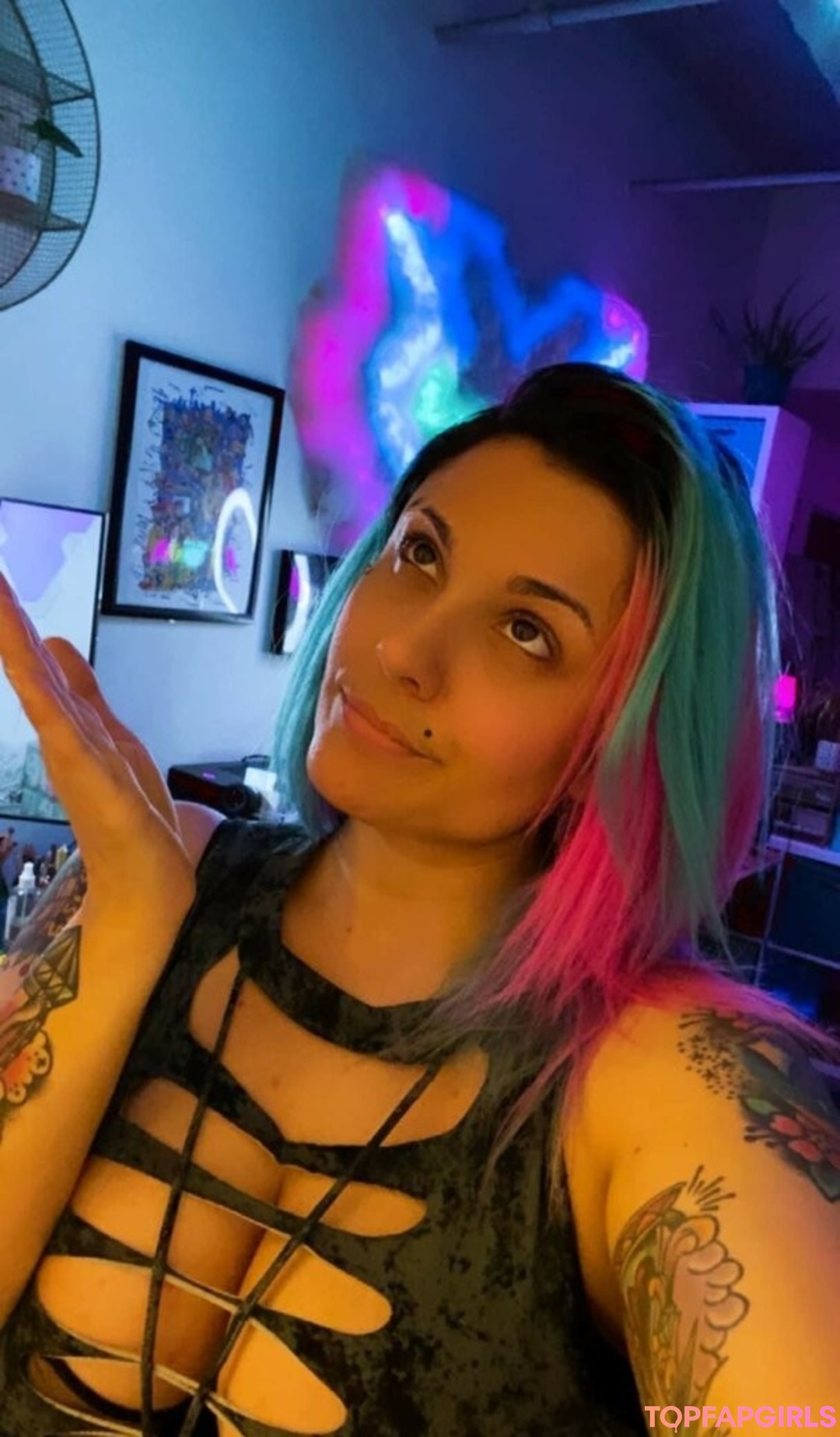 giant onlyfans beautiful nude archive