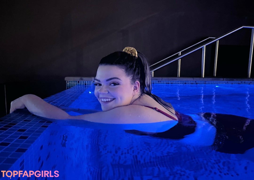 zoey johnson naked model picture