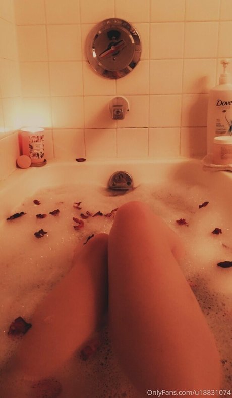 Zoeyt123 porn star pics