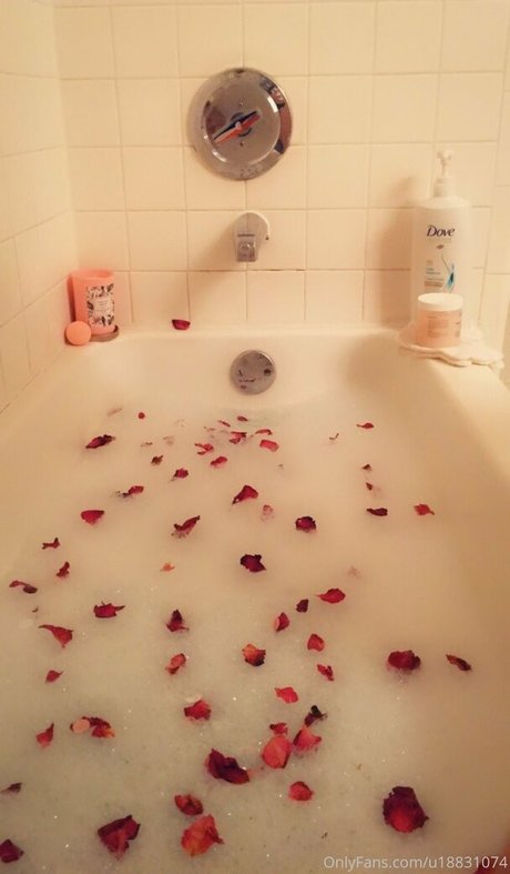 Zoeyt123 star nudes pic