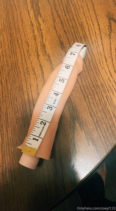 Zoeyt123 beautiful model img