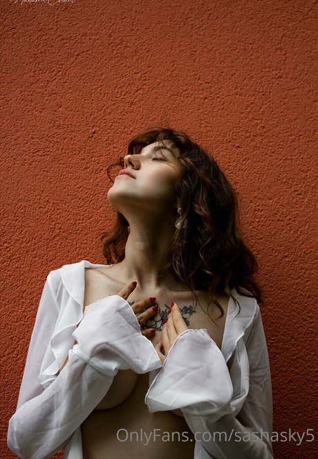 blonde lesbian onlyfans xxx pics