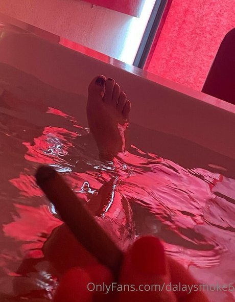 Dalaysmoke6 star pretty pics