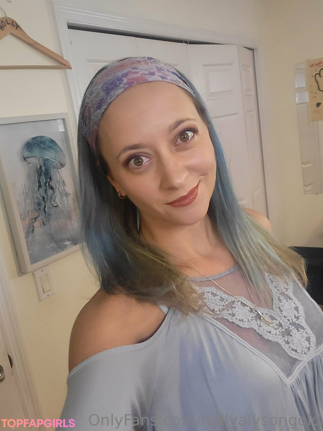 Hally Alyson porn model pic