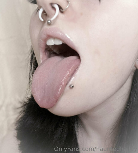 Hauntedhailey star beautiful pictures