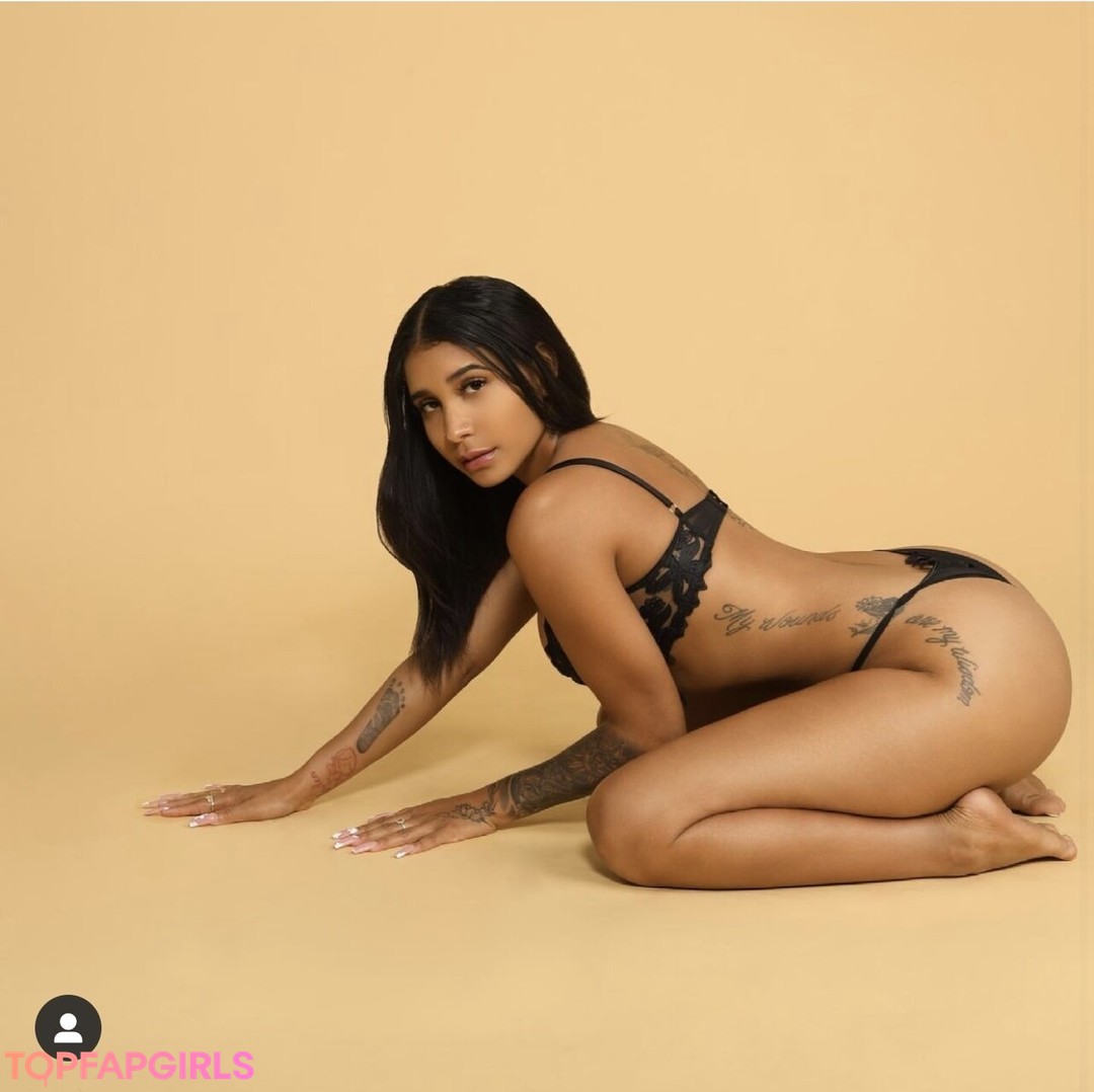 Lillunita pornstar hd pics