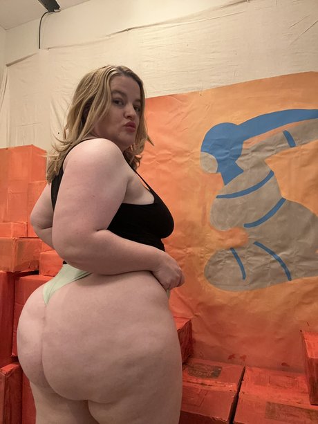 retro onlyfans free nude image