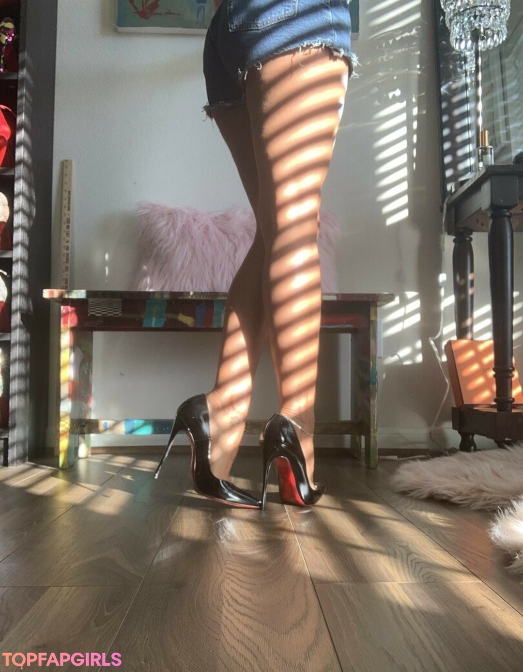 Stilettocouturebella nudes pornstar galleries