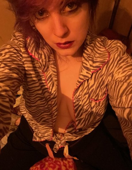 curvy lesbian onlyfans hot xxx gallery