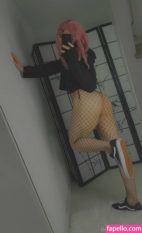 emo girls onlyfans top pic