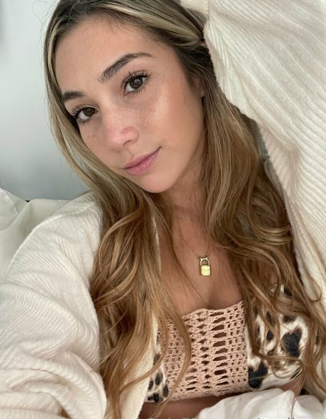 zoellaaa star pornographic pic