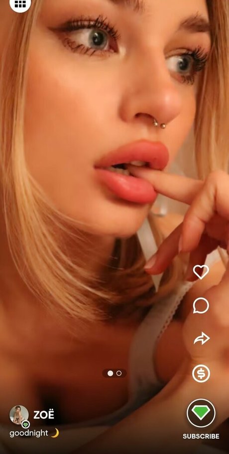 Zoe Christina nudes model pic