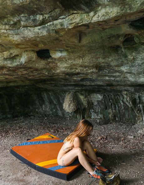 gay sauna onlyfans nude picture