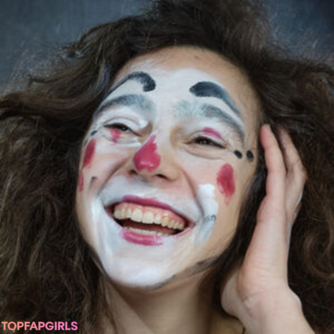 Zoe Besmond xxx model photos