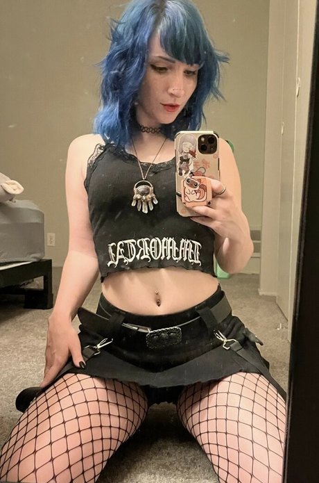 zerggiee star adult img