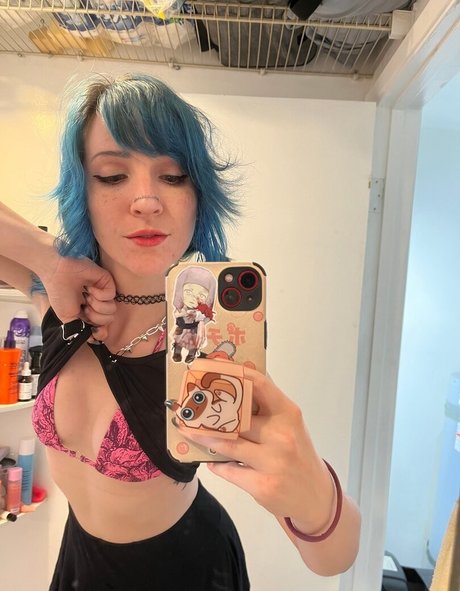 zerggiee erotic model galleries