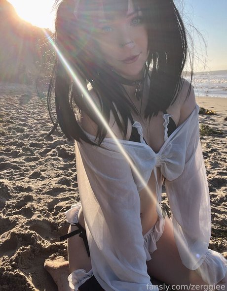 zerggiee pornstar naked galleries