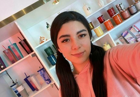 oliviawildofficial nudes actress images