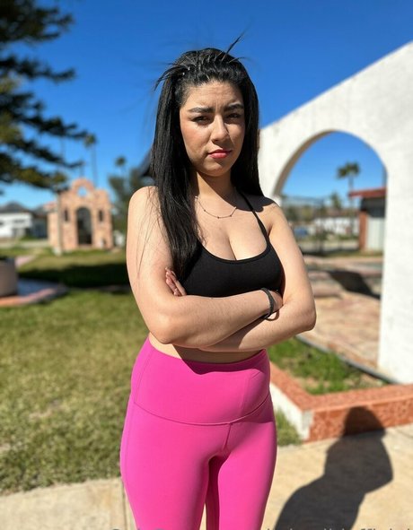 oliviawildofficial pornstar exclusive gallery