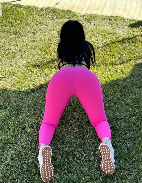 oliviawildofficial adult actress picture